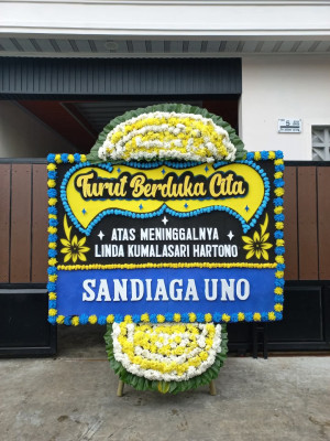 Papan Bunga Duka di Teor